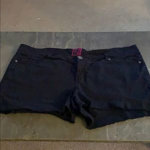 Torrid black shorts size 22